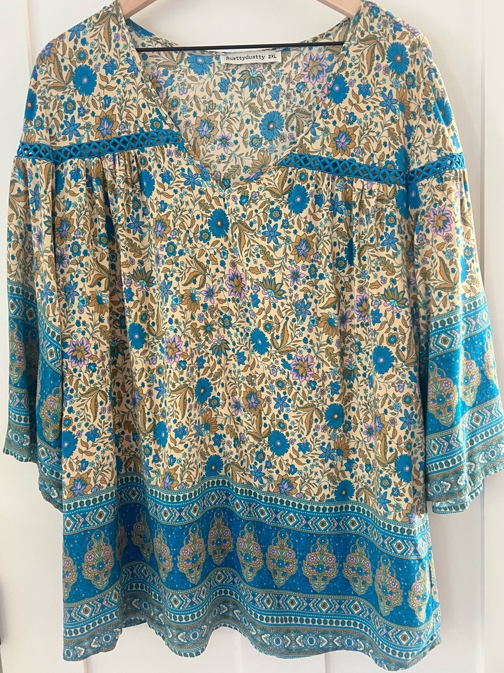 Rusttydustty 2XL Fits Like XL Blue Tan Floral Boho Viscose Tunic Blouse